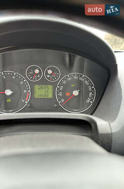 Хэтчбек Ford Fiesta 2007 в 