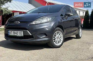 Хэтчбек Ford Fiesta 2009 в 
