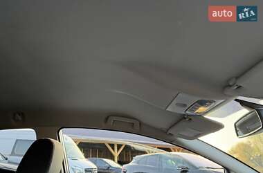 Хэтчбек Ford Fiesta 2011 в 