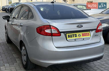 Седан Ford Fiesta 2012 в 