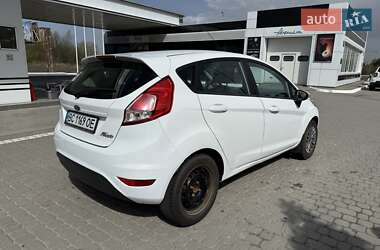 Хэтчбек Ford Fiesta 2013 в 