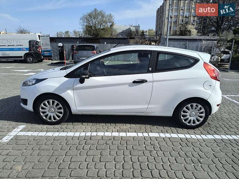 Хэтчбек Ford Fiesta 2015 в Львове фото 5 Хэтчбек Ford Fiesta 2015 в Львове