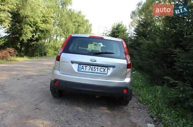 Хэтчбек Ford Fiesta 2007 в 