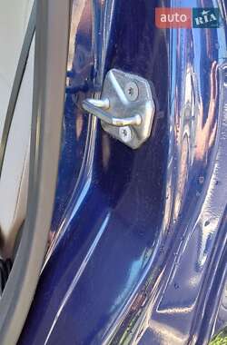 Хэтчбек Ford Fiesta 2015 в 