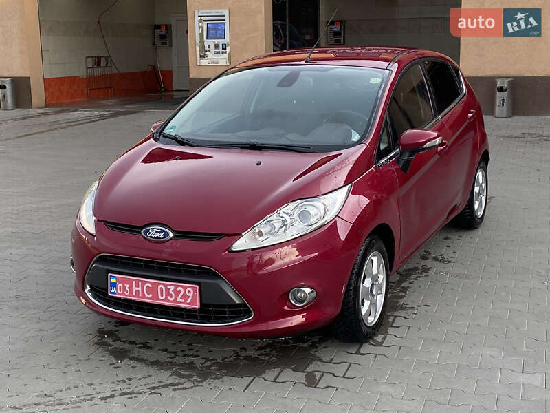 Хэтчбек Ford Fiesta 2009 в Ирпене