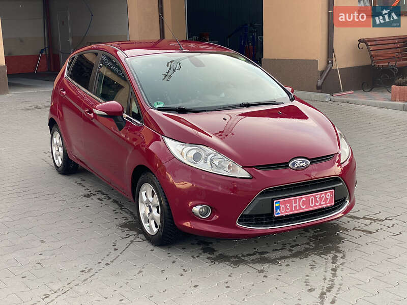 Хэтчбек Ford Fiesta 2009 в Ирпене