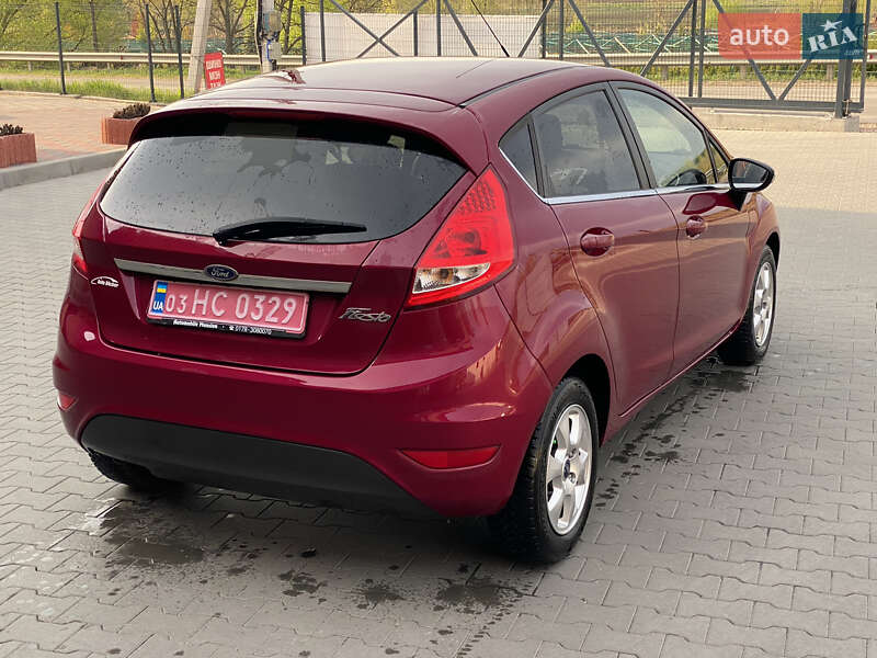Хэтчбек Ford Fiesta 2009 в Ирпене