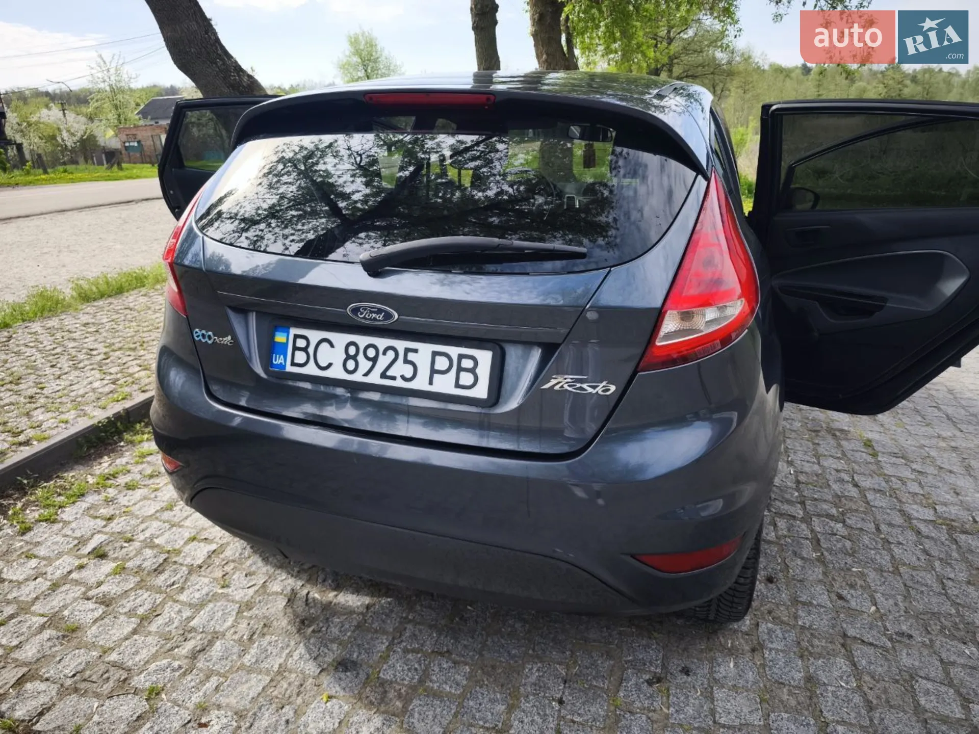 2010 Ford Fiesta - мініатюра 7
