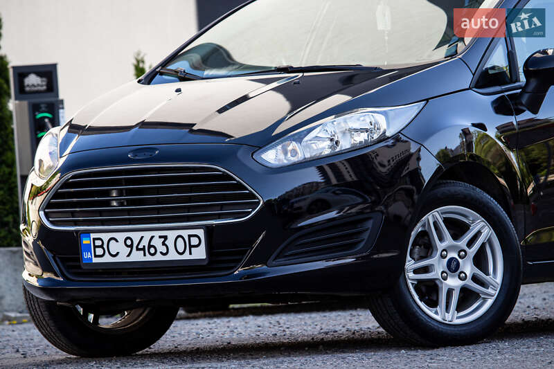 Седан Ford Fiesta 2019 в Львові