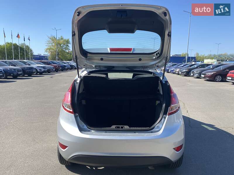 Хэтчбек Ford Fiesta 2018 в Днепре
