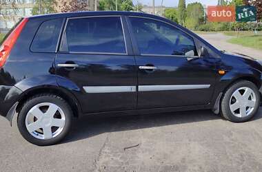 Хэтчбек Ford Fiesta 2008 в 
