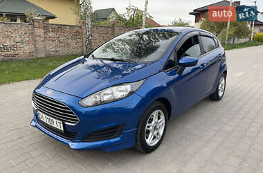 Хэтчбек Ford Fiesta 2018 в 