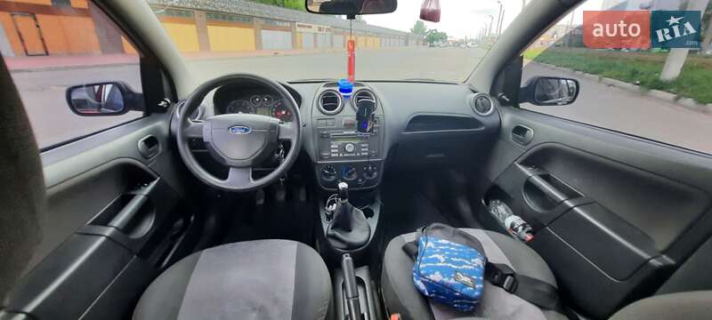 Хэтчбек Ford Fiesta 2008 в Харькове