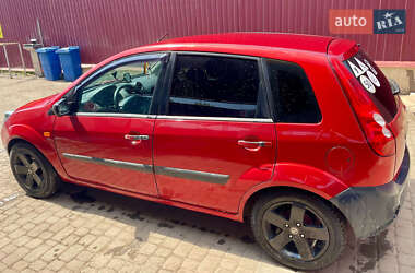 Хэтчбек Ford Fiesta 2007 в 