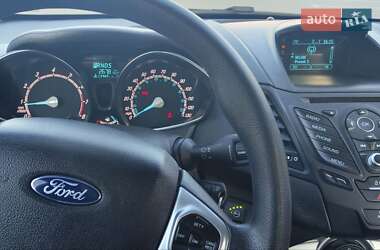Седан Ford Fiesta 2017 в 