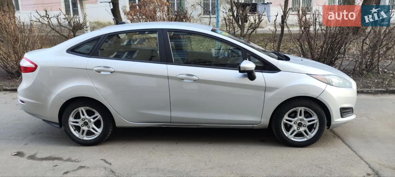2016 Ford Fiesta - мініатюра 13