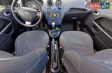 Хетчбек Ford Fiesta 2008 в 
