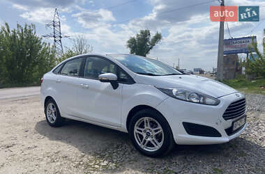 Седан Ford Fiesta 2018 в 