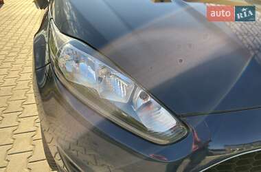 Хетчбек Ford Fiesta 2014 в 