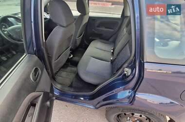 Хетчбек Ford Fiesta 2006 в 