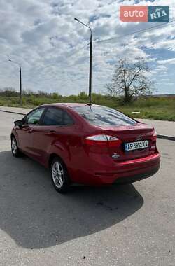 Седан Ford Fiesta 2016 в 