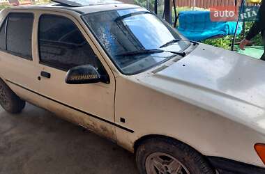 Хэтчбек Ford Fiesta 1991 в Богодухове