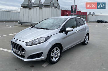 Хэтчбек Ford Fiesta 2017 в Киеве