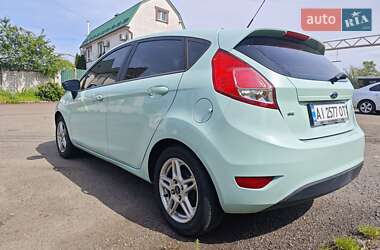 Хэтчбек Ford Fiesta 2017 в 