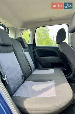 Хэтчбек Ford Fiesta 2006 в 