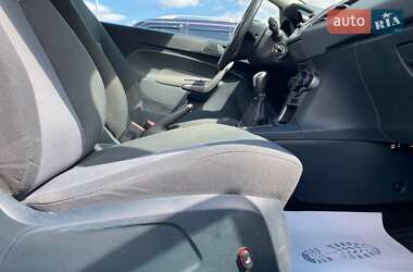 Хэтчбек Ford Fiesta 2011 в 