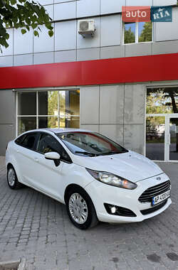 Седан Ford Fiesta 2017 в 