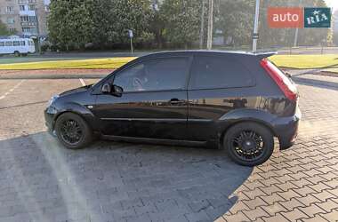 Хэтчбек Ford Fiesta 2007 в 