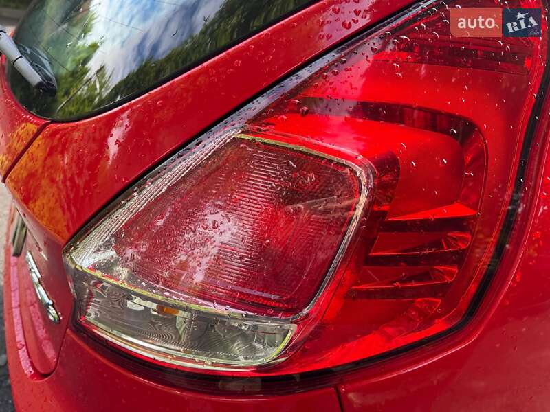 Хэтчбек Ford Fiesta 2013 в Киеве