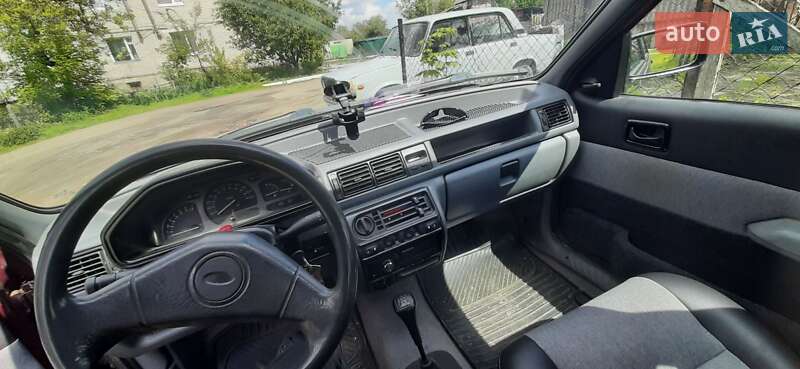 Хэтчбек Ford Fiesta 1989 в Луцке