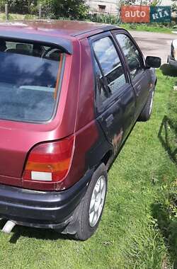 Хетчбек Ford Fiesta 1989 в 