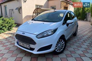 Хетчбек Ford Fiesta 2013 в 