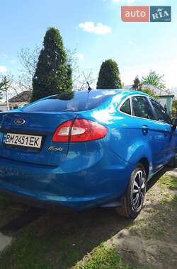 Седан Ford Fiesta 2013 в 
