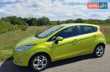 Хэтчбек Ford Fiesta 2010 в Киеве