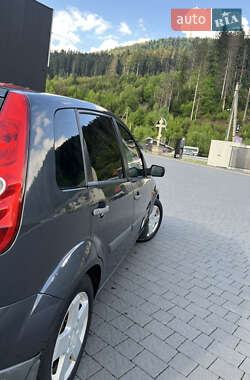 Хэтчбек Ford Fiesta 2008 в 