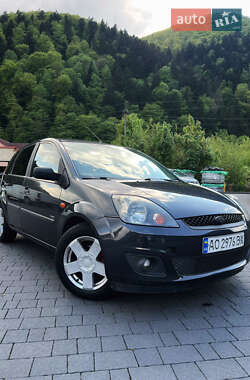 Хэтчбек Ford Fiesta 2008 в 