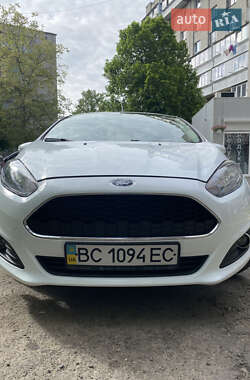 Хетчбек Ford Fiesta 2016 в Львові