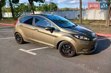 Хэтчбек Ford Fiesta 2011 в Киеве