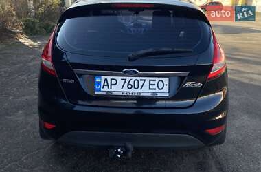 Хетчбек Ford Fiesta 2010 в 