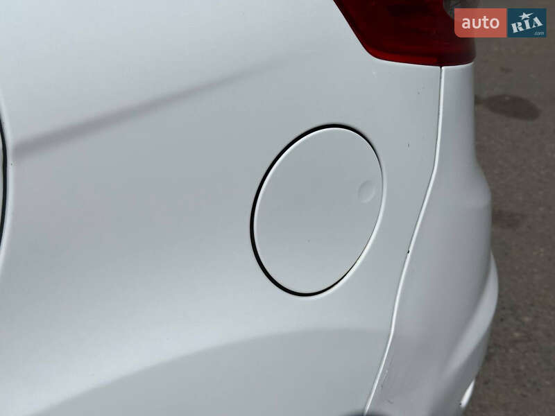 Хэтчбек Ford Fiesta 2010 в Днепре