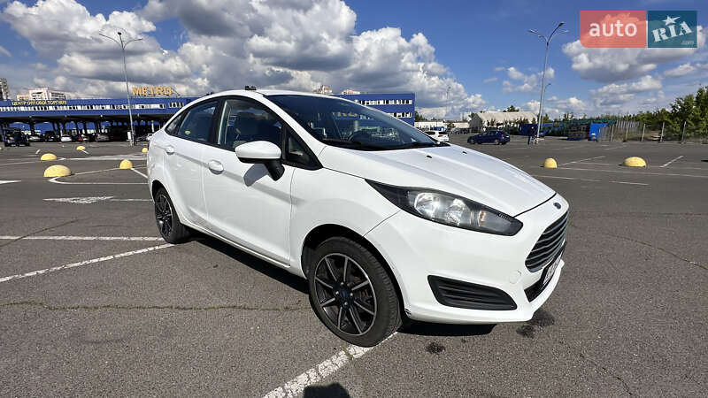 Седан Ford Fiesta 2017 в Киеве фото 26 Седан Ford Fiesta 2017 в Киеве