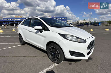 Седан Ford Fiesta 2017 в 