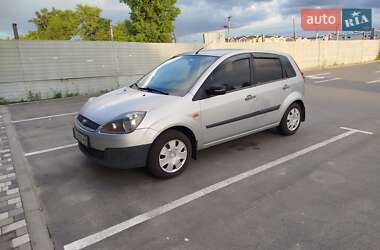 Хетчбек Ford Fiesta 2008 в Києві