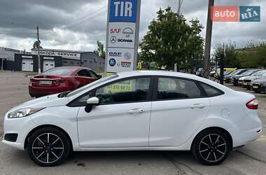 Седан Ford Fiesta 2017 в 