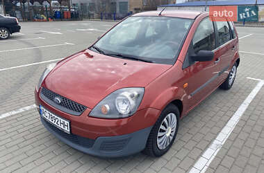Хетчбек Ford Fiesta 2006 в Нововолинську