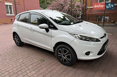 Хетчбек Ford Fiesta 2012 в Дніпрі